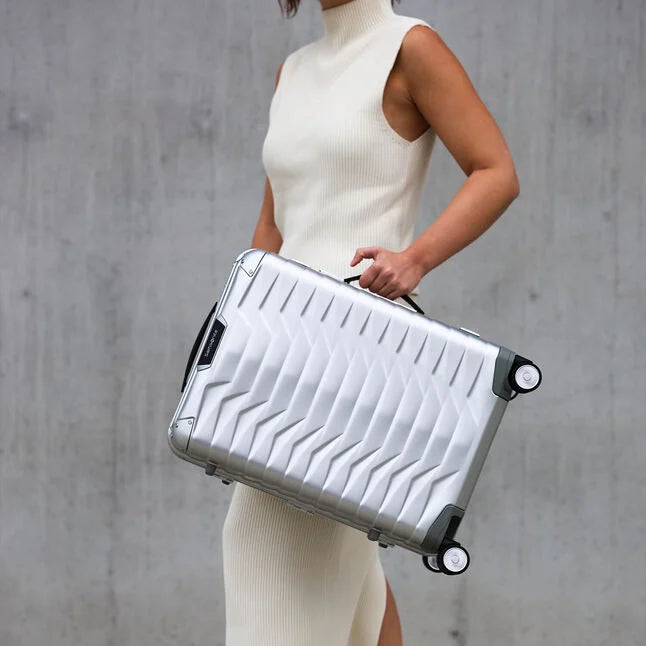 Samsonite utvider «aluminium familien» med Proxis ALU