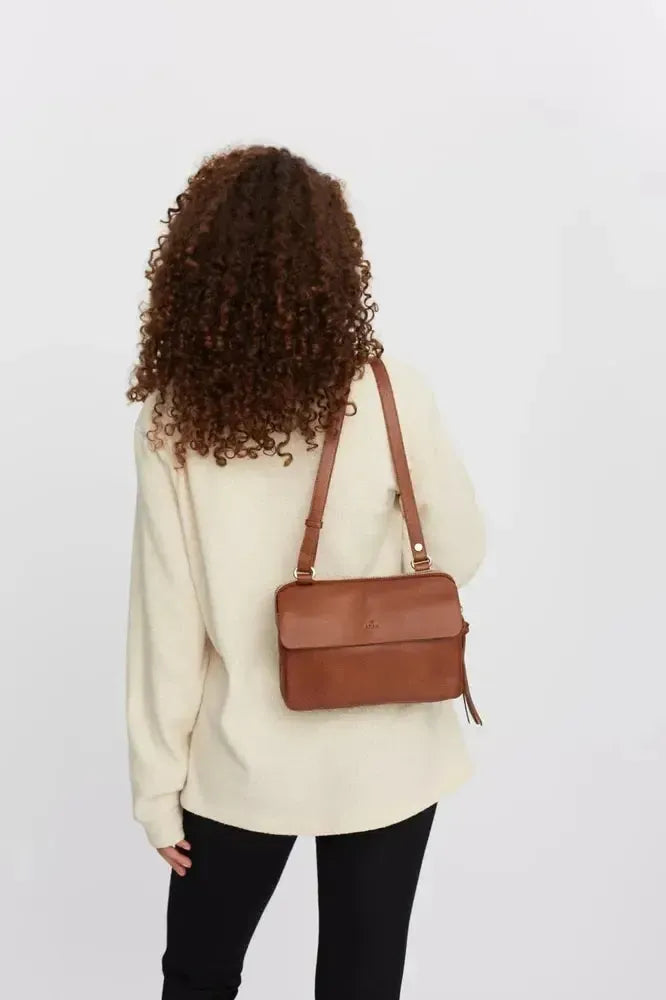 Adax Brescia skulderveske Lene Caramel-Veske-BagBrokers