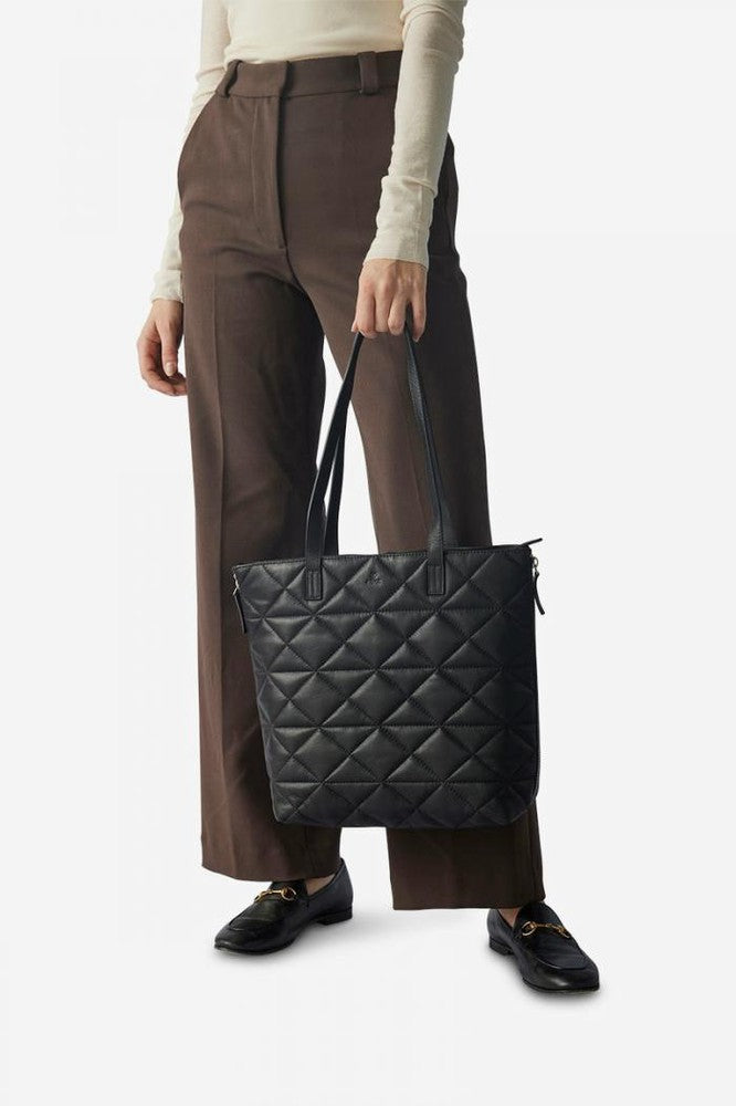 Adax Venezia skulderveske Inna Svart-Veske-BagBrokers