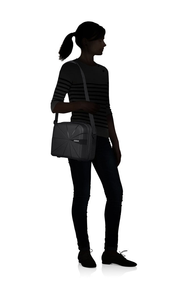 American Tourister StarVibe Hard Beautybox Svart-Beautybox-BagBrokers