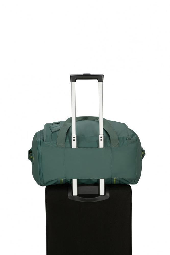 American Tourister Trailgo Duffel bag Small Dark Forest-Bagger-BagBrokers