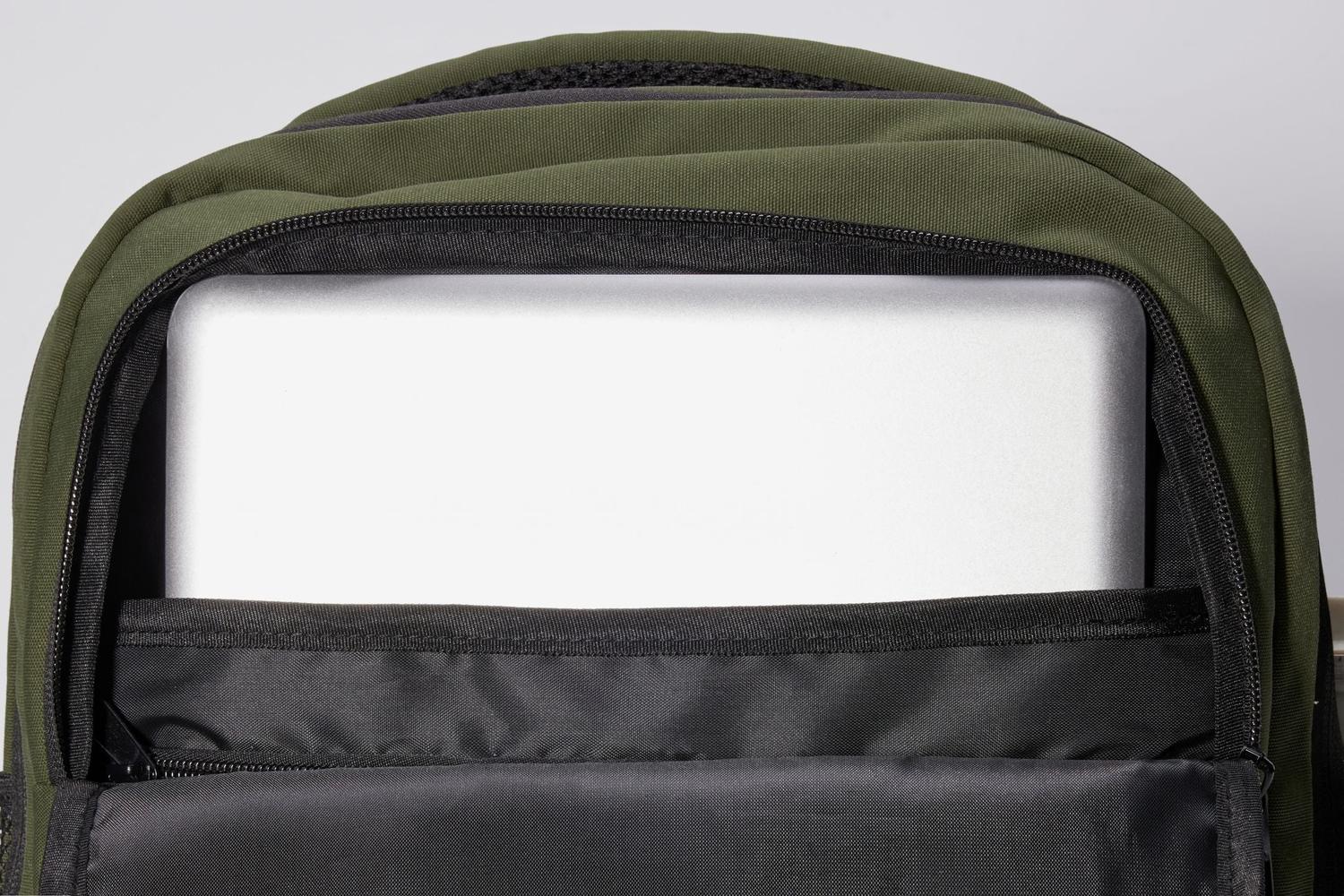 CabinFly Aircruiser Backpack with wheels 40x30x20 cm Green-Ryggsekker-BagBrokers