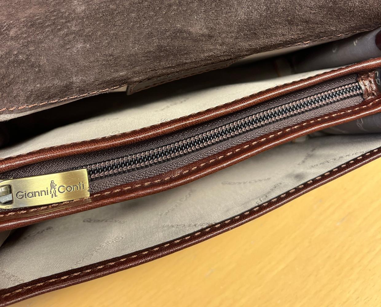 Gianni Conti italiensk liten skulderveske i skinn Mørkebrun-Veske-BagBrokers