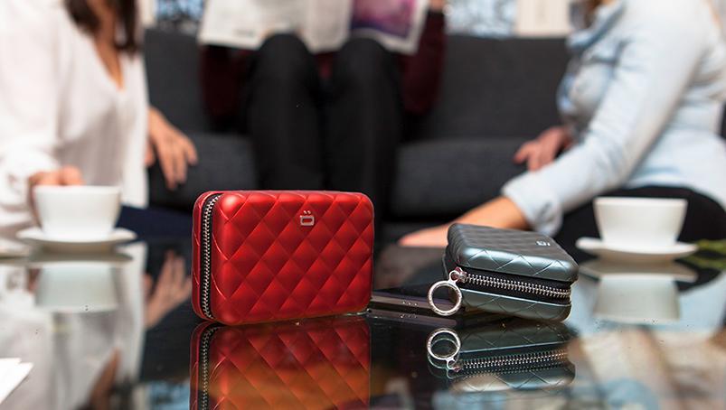 Lommebok/ Kortholder-Ögon Designs - Quilted Aluminium zipper lommebok/ kortholder 24 Kort sort-BagBrokers