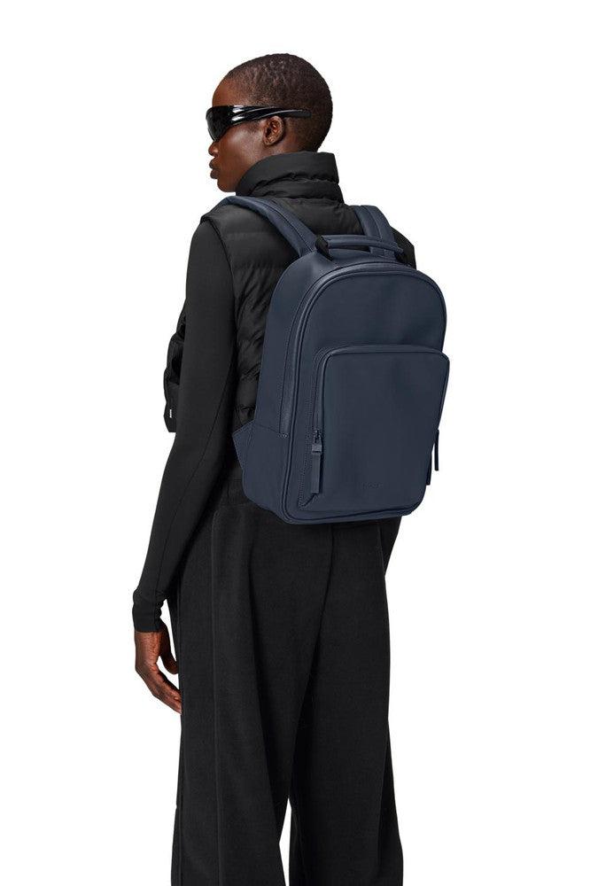 Rains BOOK Daypack W3 Navy-Ryggsekker-BagBrokers