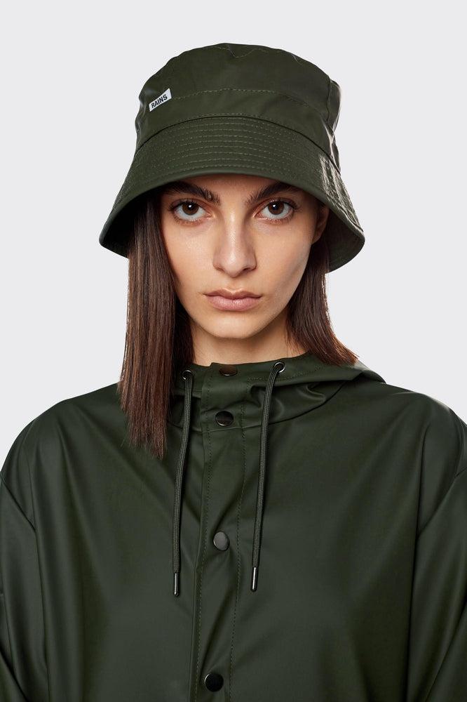 Rains Bucket Hat str M Green-Ryggsekker-BagBrokers