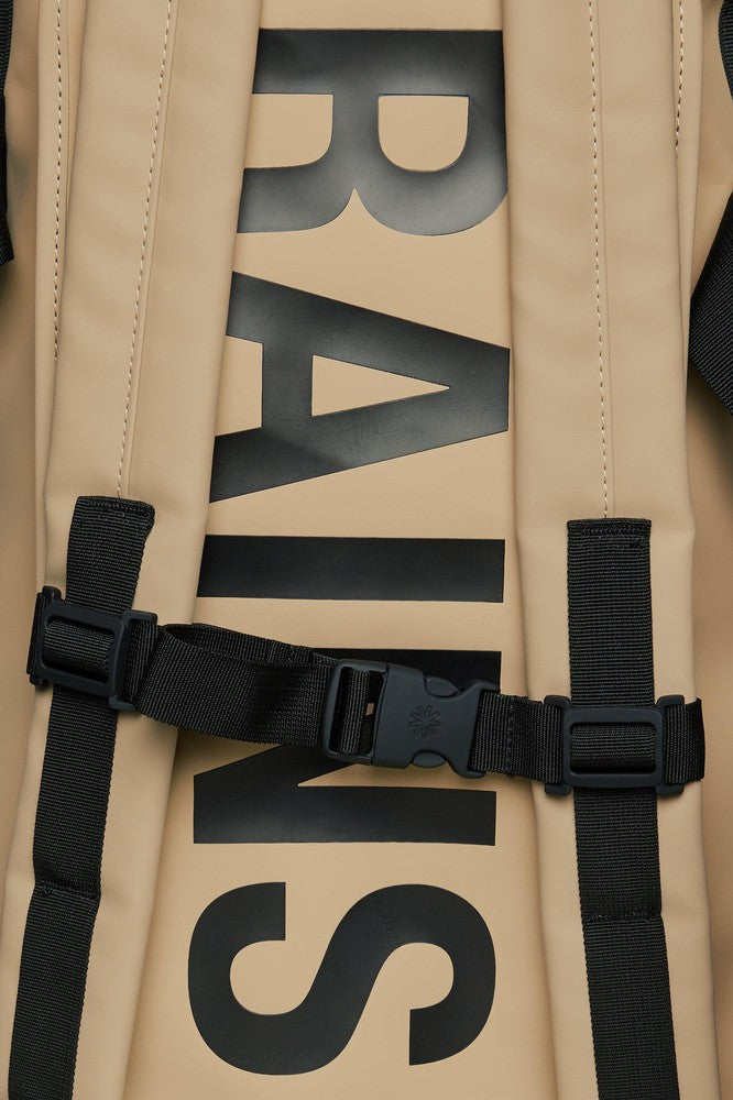 Rains Texel Duffel Bag Small W3 34 liter Sand-Bagger-BagBrokers