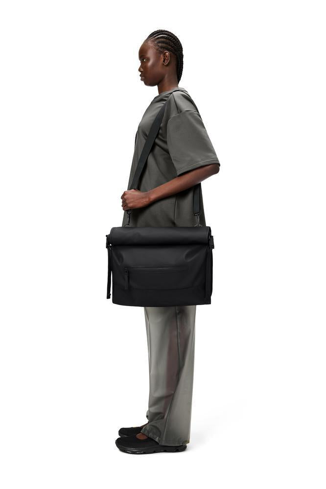 Rains Trail Rolltop Messenger Bag W3 Black Sykkelveske-Bagger-BagBrokers