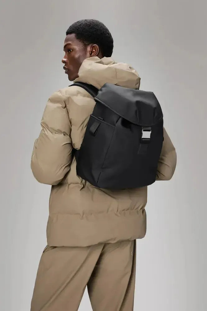 Rains Valera Bucket Backpack W3 Black-Ryggsekker-BagBrokers