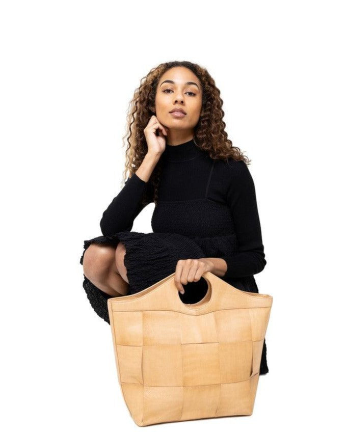 Re:Designed by Dixie Donna Big stor veske i skinn Desert Sand-Damevesker-BagBrokers