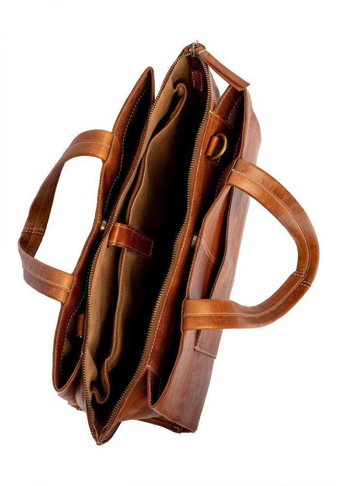Re:Designed by Dixie Eliana PC skulderveske i skinn Walnut-Damevesker-BagBrokers