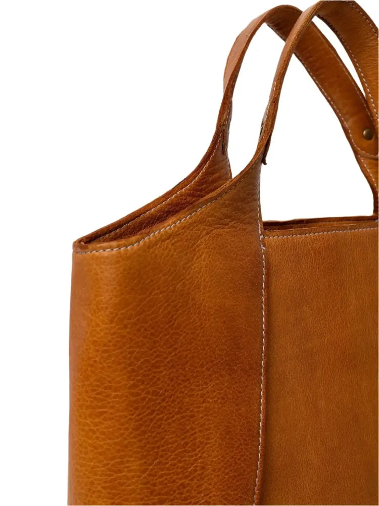 Re:Designed by Dixie Jona Big skulderveske i skinn Burned Tan-Damevesker-BagBrokers