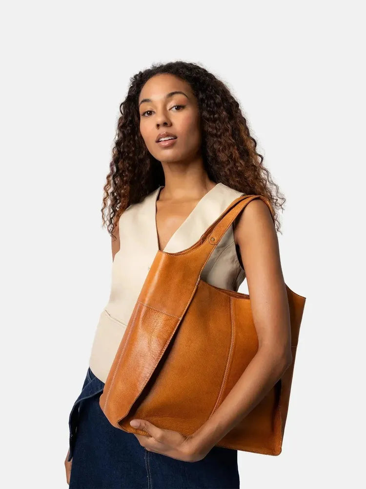 Re:Designed by Dixie Jona Big skulderveske i skinn Burned Tan-Damevesker-BagBrokers