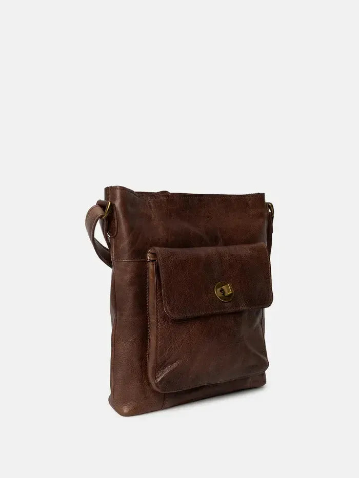 Re:Designed by Dixie Kay Urban skulderveske i skinn Woodsmoke-Damevesker-BagBrokers