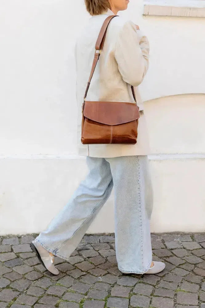 Re:Designed by Dixie Liri Big skinnveske Walnut-Damevesker-BagBrokers