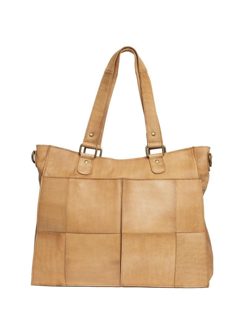 Re:Designed by Dixie Liva Urban skulderveske i skinn Desert Sand-Damevesker-BagBrokers