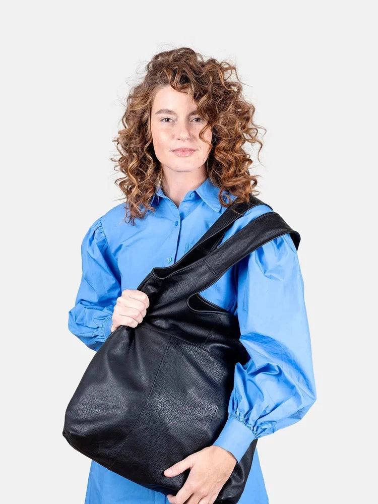 Re:Designed by Dixie Lyra Urban skulderveske i skinn Svart-Damevesker-BagBrokers