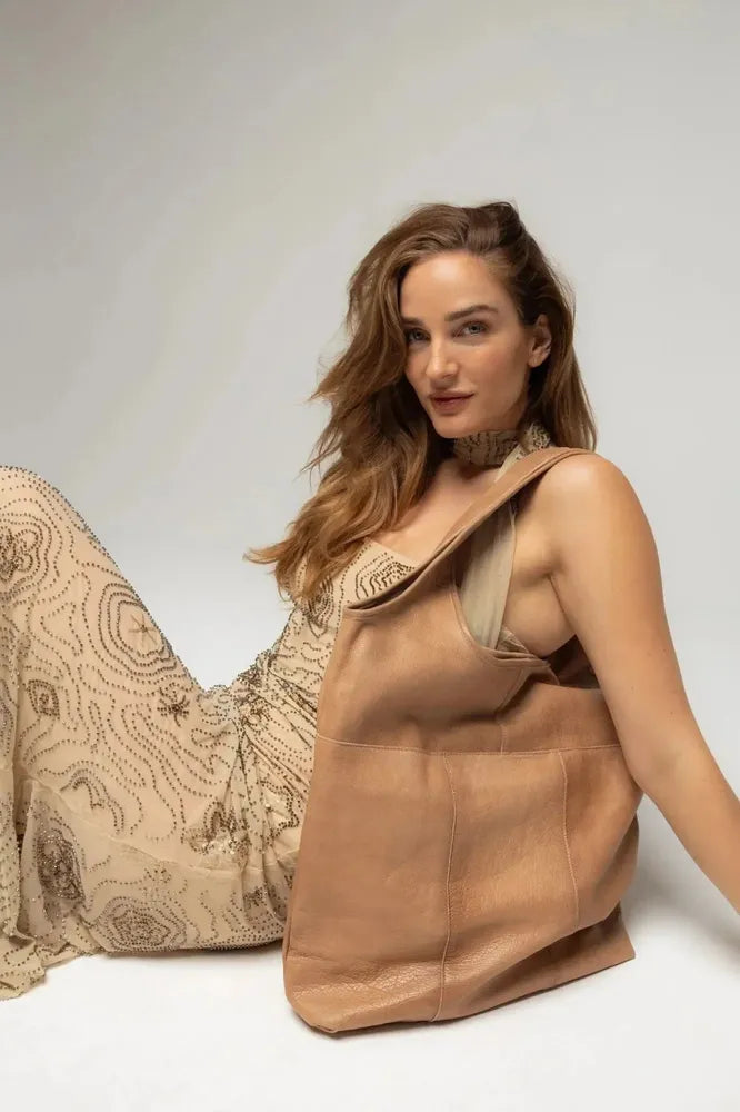 Re:Designed by Dixie Lyra Urban skulderveske i skinn Taupe-Damevesker-BagBrokers