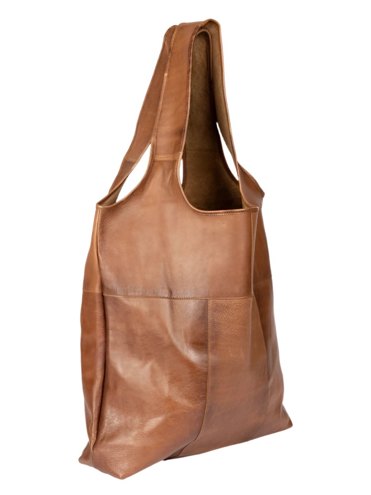 Re:Designed by Dixie Lyra Urban skulderveske i skinn Walnut-Damevesker-BagBrokers