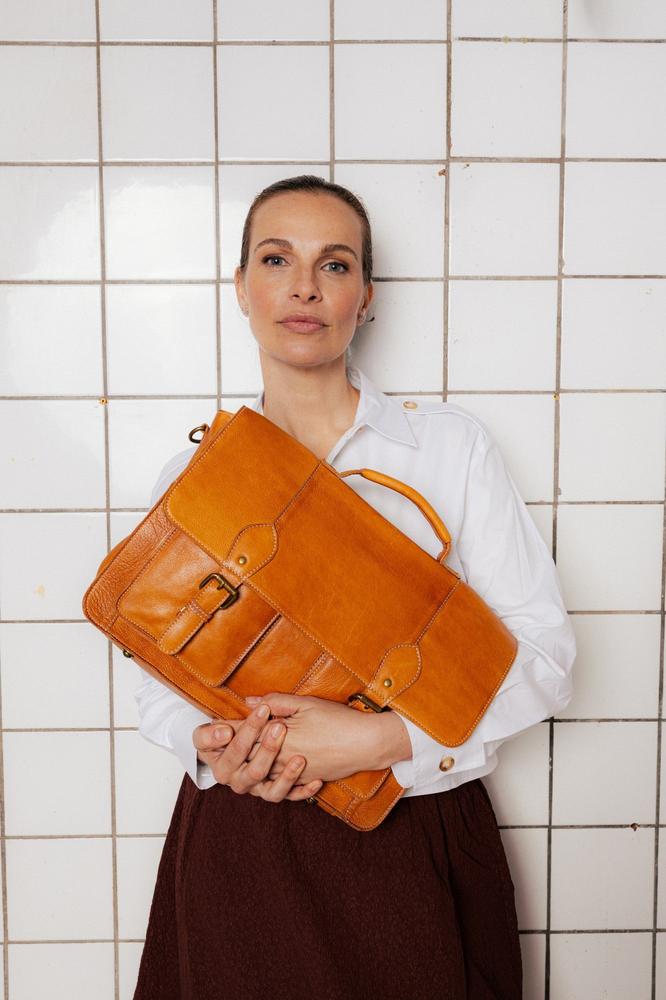 Re:Designed by Dixie Melia Big veske med bærehåndtak i skinn Burned Tan-Damevesker-BagBrokers