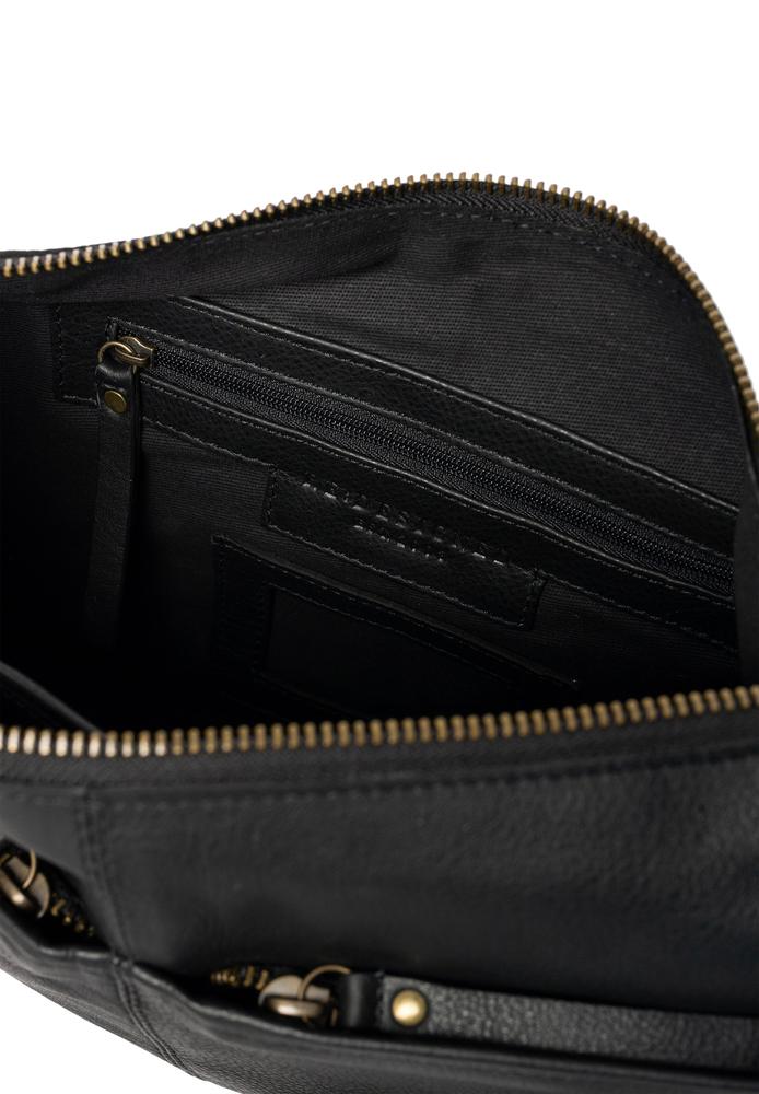 Re:Designed by dixie Mivi Small skulderveske i skinn Black-Damevesker-BagBrokers