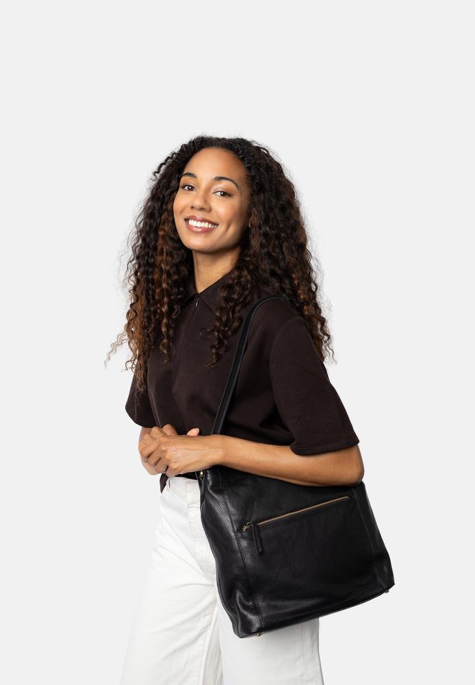 Re:Designed by dixie Myra Big skulderveske i skinn Black-Damevesker-BagBrokers