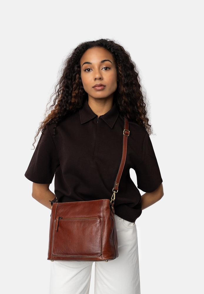 Re:Designed by dixie Myra Small skulderveske i skinn Cognac-Damevesker-BagBrokers