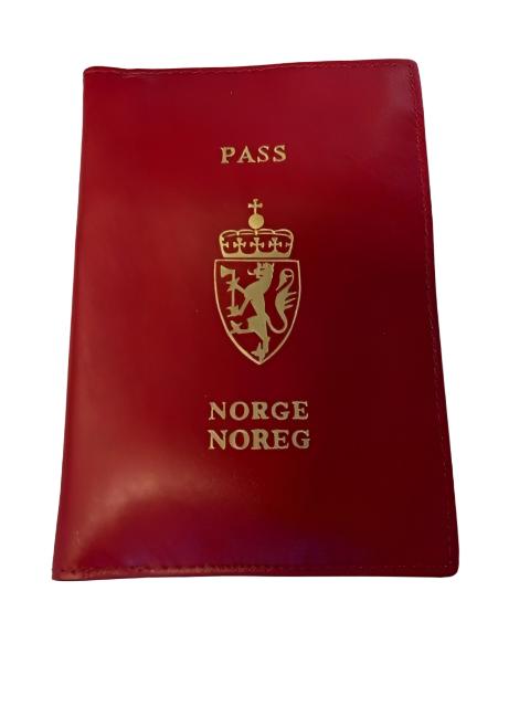 Trend Traveller passomslag i skinn Rød-Passomslag-BagBrokers
