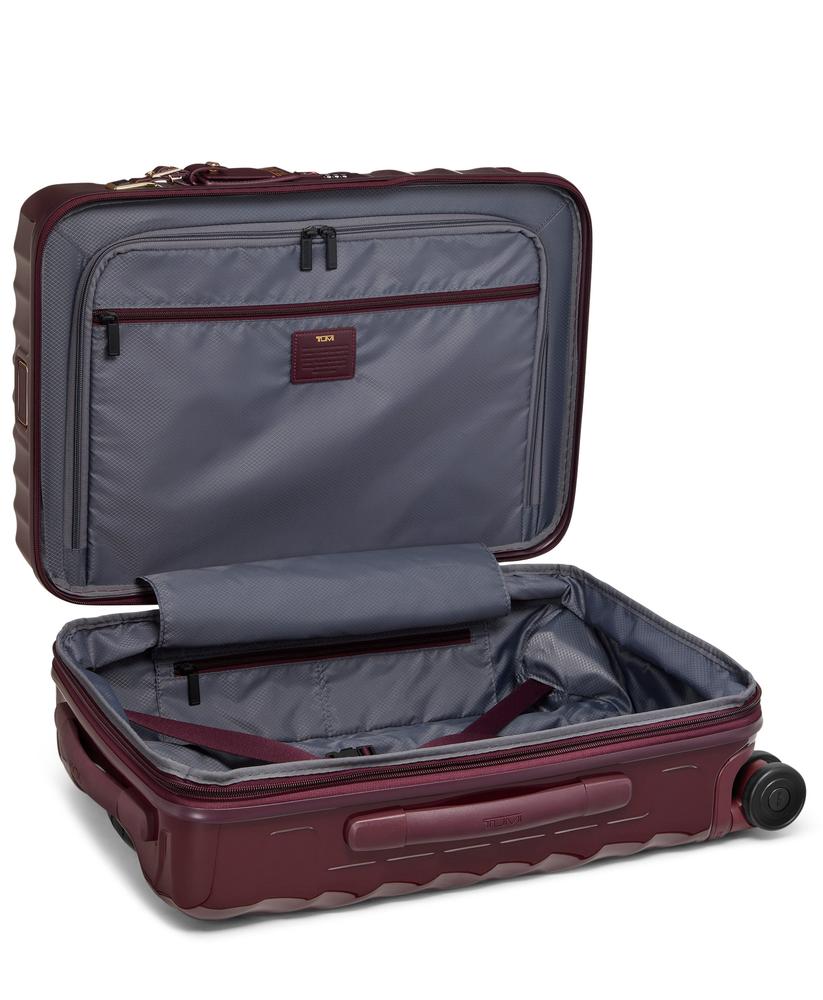 Tumi 19 Degree International Expandable Carry-On 55 cm Wine-Harde kofferter-BagBrokers
