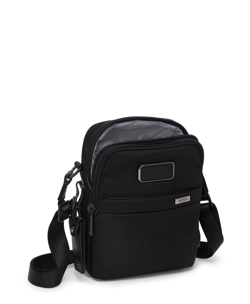 Tumi Alpha 4 Small Crossbody Black-Veske-BagBrokers