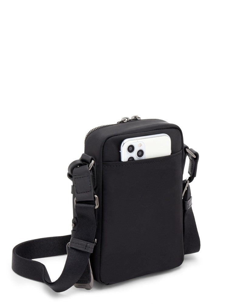 Tumi Voyageur Persia Crossbody Black/Gunmetal-Veske-BagBrokers