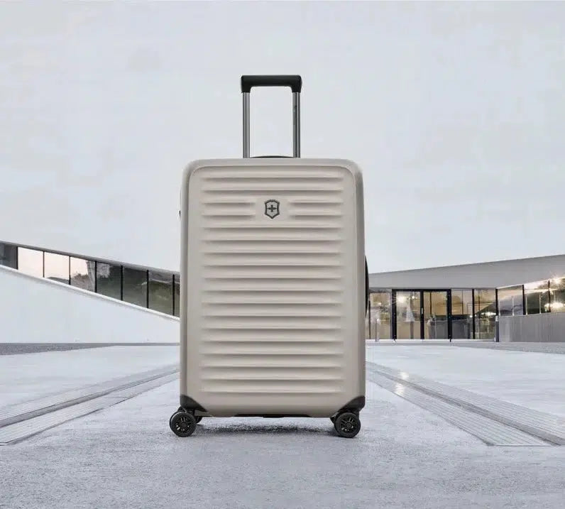 Victorinox Airox Advanced Medium utvidbar koffert White-Harde kofferter-BagBrokers