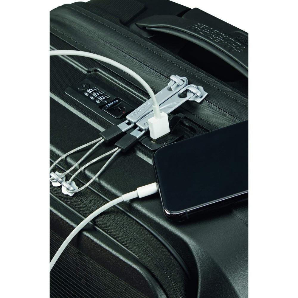 American Tourister Airconic kabin Pc koffert med 4 hjul 55 cm Onyx Black-Harde kofferter-BagBrokers