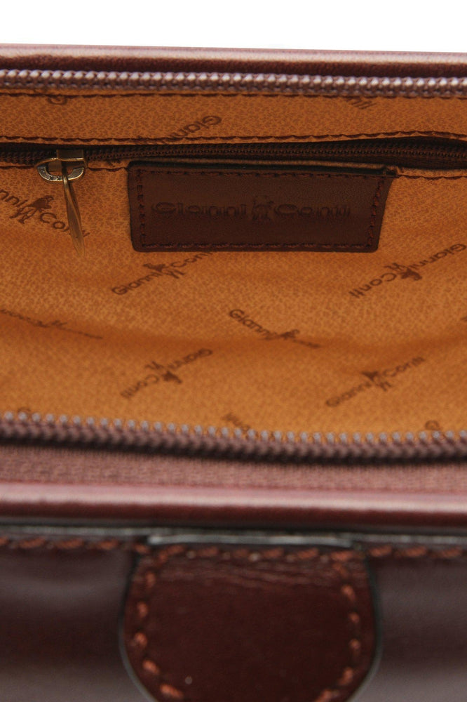 -Gianni Conti. Toalettmappe i eksklusivt Italiensk Kalveskinn. Sort-BagBrokers