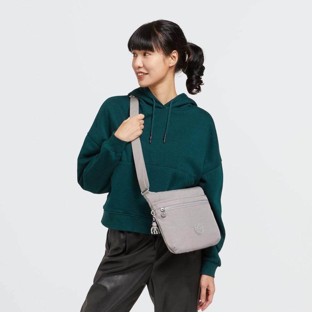 Kipling Arto skulderveske Grey Gris-Veske-BagBrokers