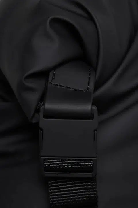 Rains LOOP Backpack Black-Ryggsekker-BagBrokers
