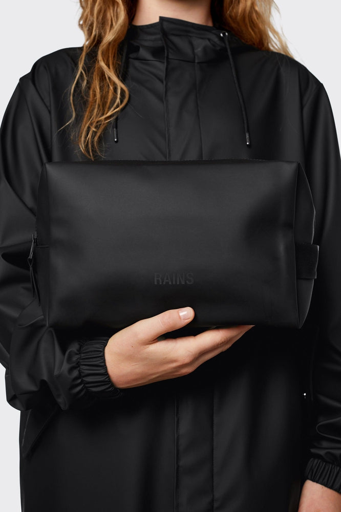 Rains Wash Bag Large Toalettmappe Svart-Toalettmappe-BagBrokers