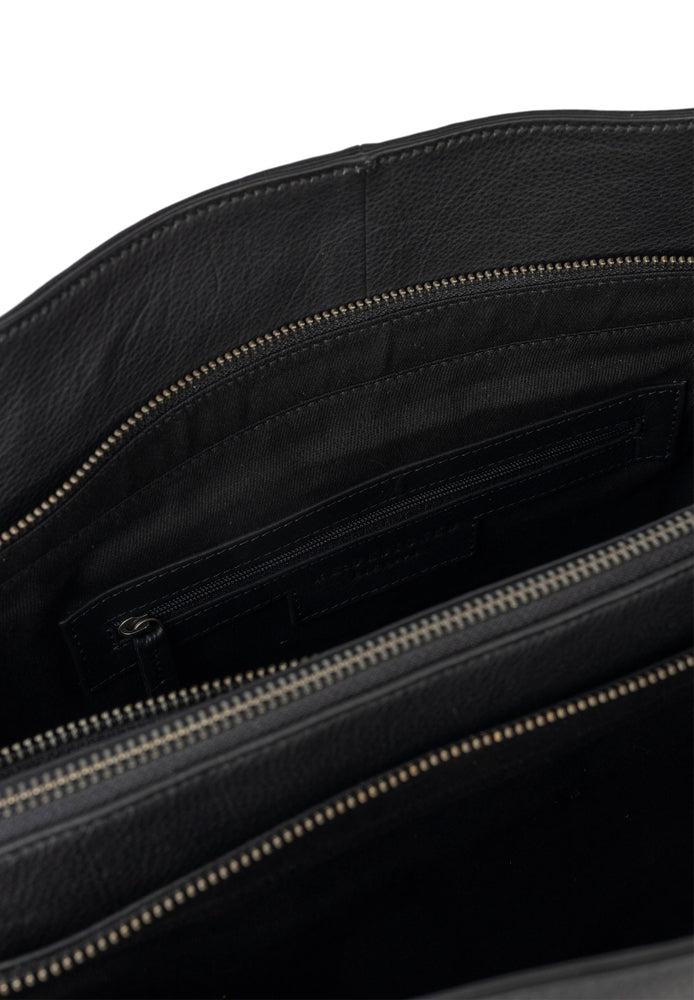 Re:Designed by Dixie Evia Urban skulderveske i skinn Svart-Damevesker-BagBrokers