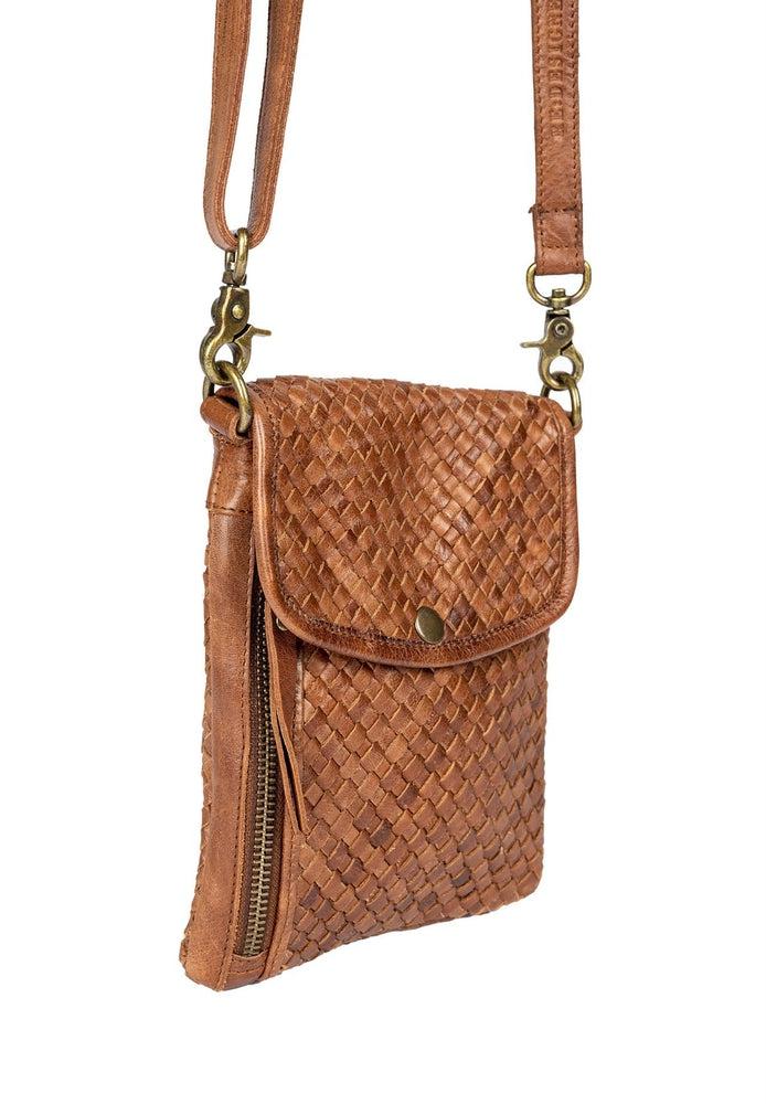 Re:Designed by Dixie Lynsey Urban liten skulderveske i skinn Walnut-Damevesker-BagBrokers