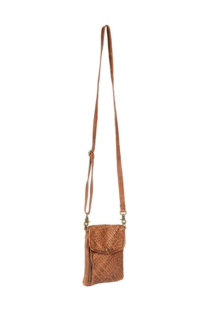 Re:Designed by Dixie Lynsey Urban liten skulderveske i skinn Walnut-Damevesker-BagBrokers