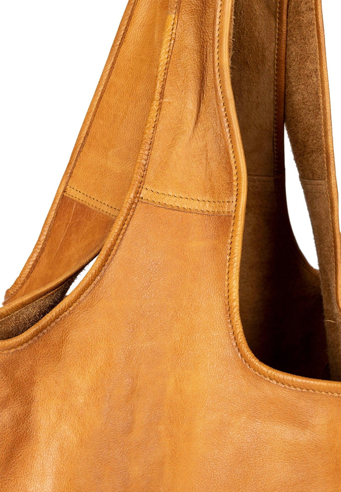 Re:Designed by Dixie Lyra Urban skulderveske i skinn Burned Tan-Damevesker-BagBrokers