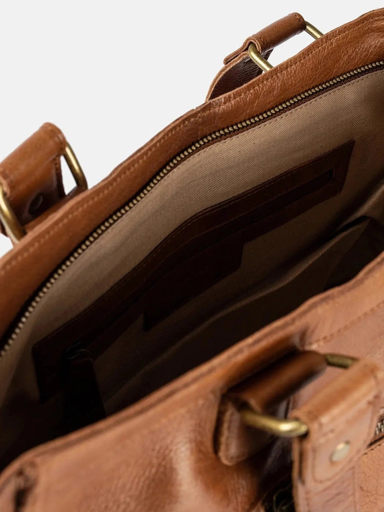 Re:Designed by Dixie Molly Urban skulderveske i skinn Walnut-Damevesker-BagBrokers