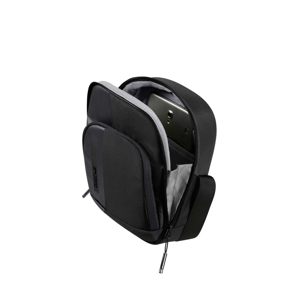 Samsonite BIZ2GO skulderveske Svart-Ryggsekker-BagBrokers