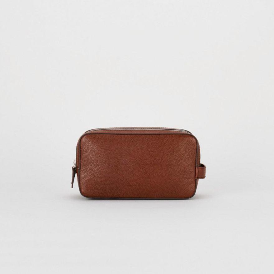 TIGER OF SWEDEN Wynd Wash bag Skinn toalettmappe Cognac-Bagger-BagBrokers