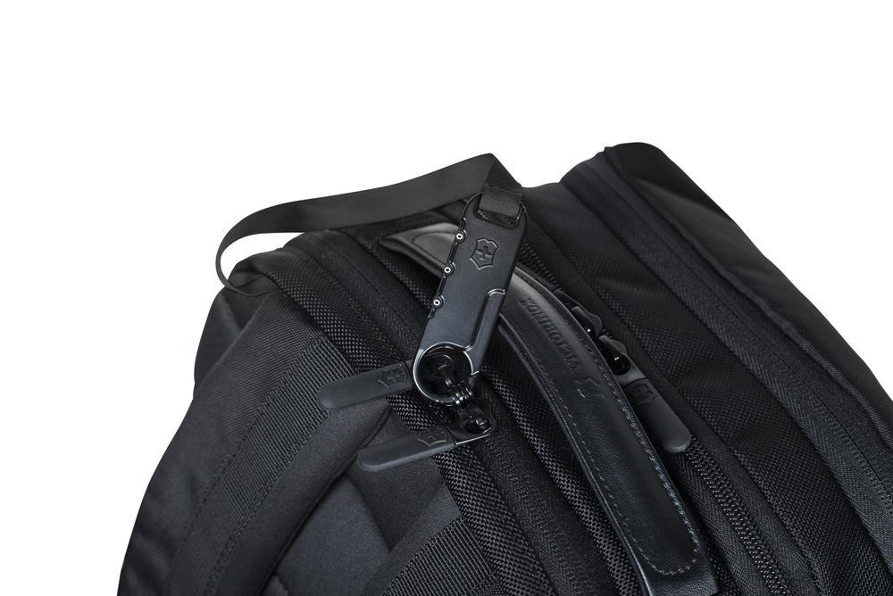 Sekker-Victorinox Altmont Professional Essentials Laptop Sekk 1,1 Kg. 15,6". 24 Liter-BagBrokers