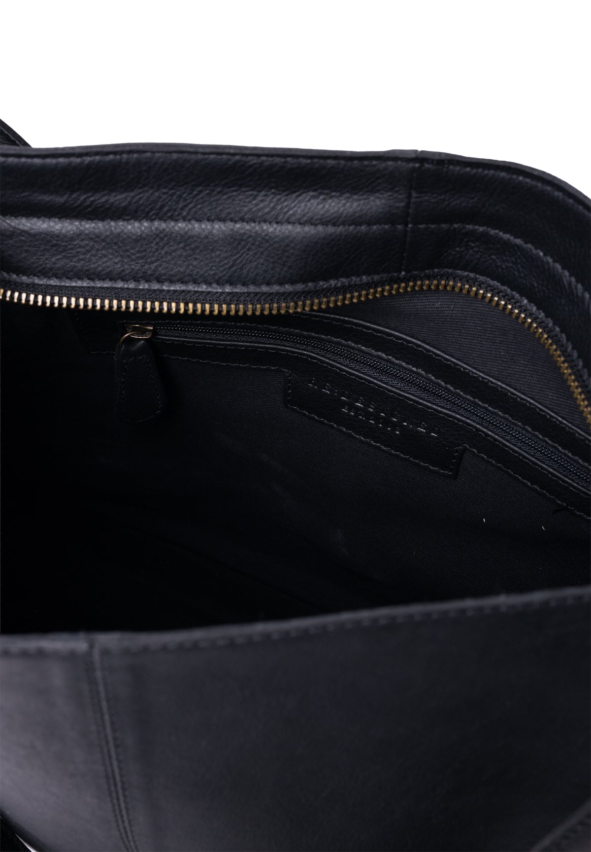 Re:Designed by Dixie Aro Urban small skulderveske i skinn Svart
