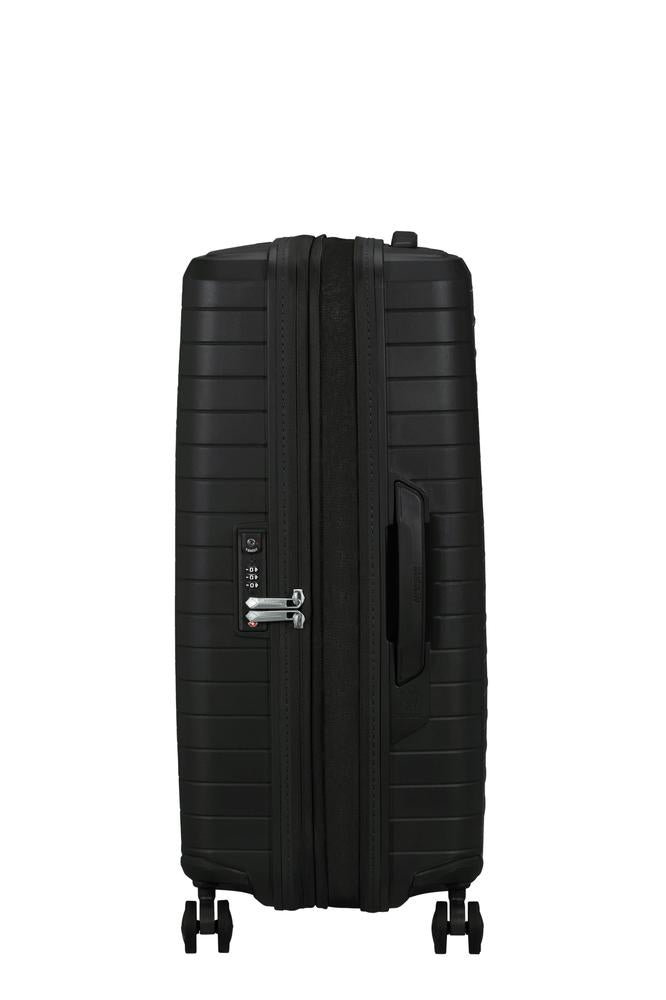 American Tourister FastForward ekspanderende medium koffert 68 cm Flash Black-Harde kofferter-BagBrokers