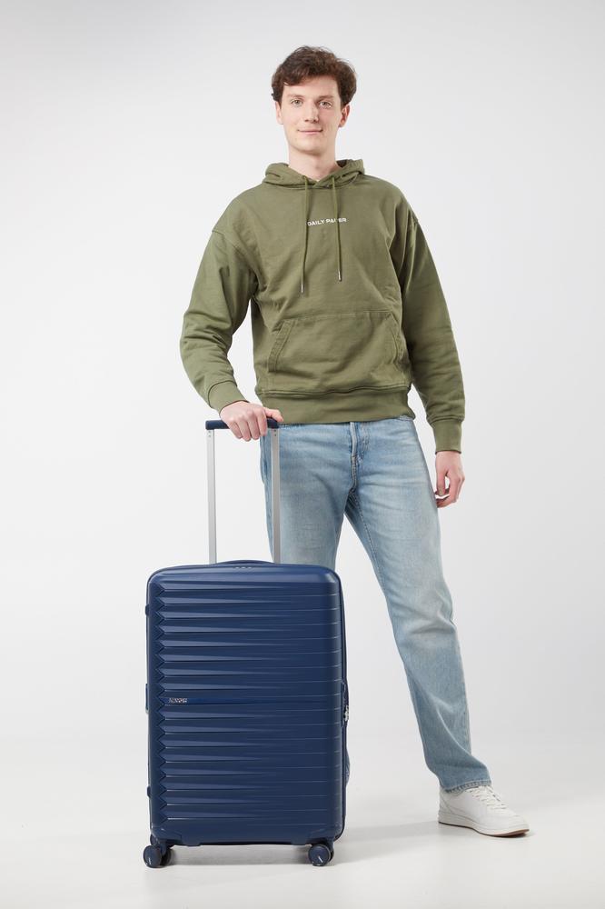American Tourister FastForward ekspanderende medium koffert 68 cm Navy-Harde kofferter-BagBrokers