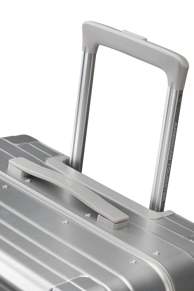 American Tourister Soundbox ALU 55 cm Silver-Harde kofferter-BagBrokers