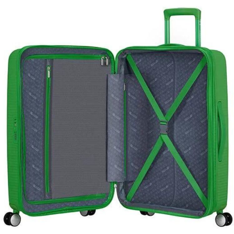 American Tourister Soundbox ekspanderende koffertsett 3 deler Grass Green-Harde kofferter-BagBrokers